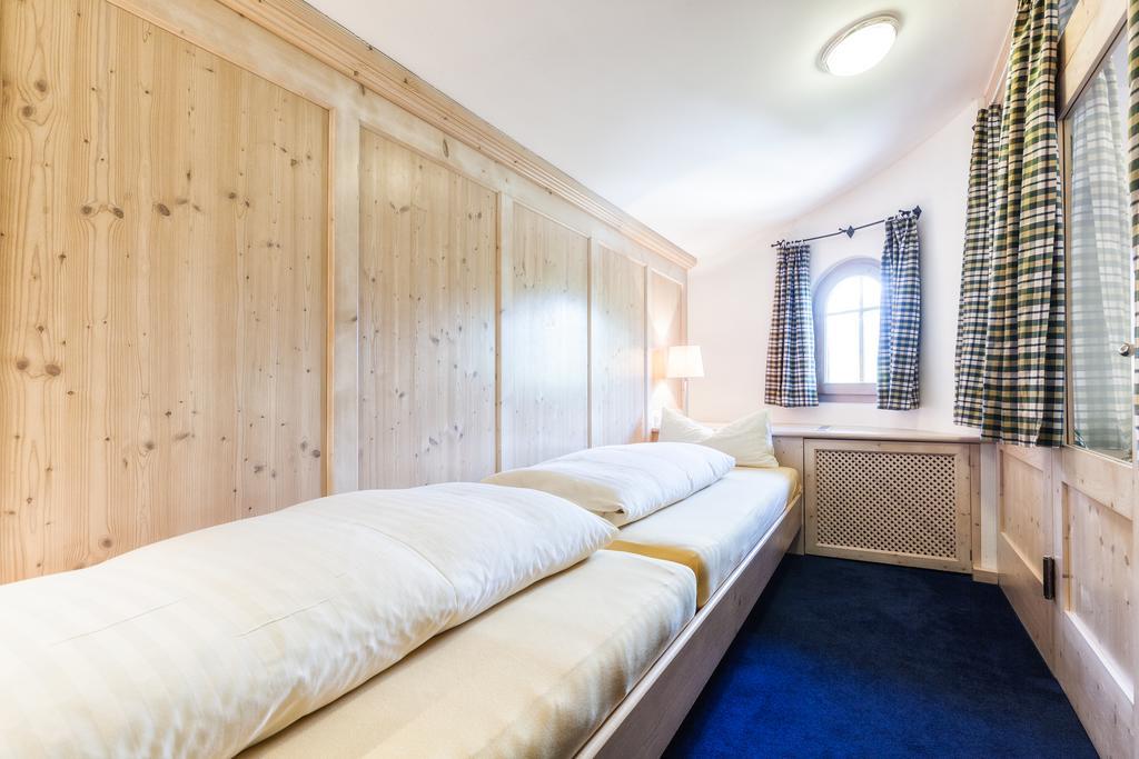 Apartments Margarethe Neukirchen am Großvenediger Room photo
