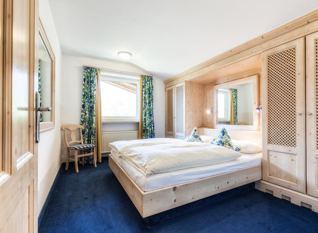 Apartments Margarethe Neukirchen am Großvenediger Room photo